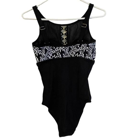 Swimsuits for All Black White High Neck One Piece Swimsuit NWT Size 4 - Picture 6 of 10